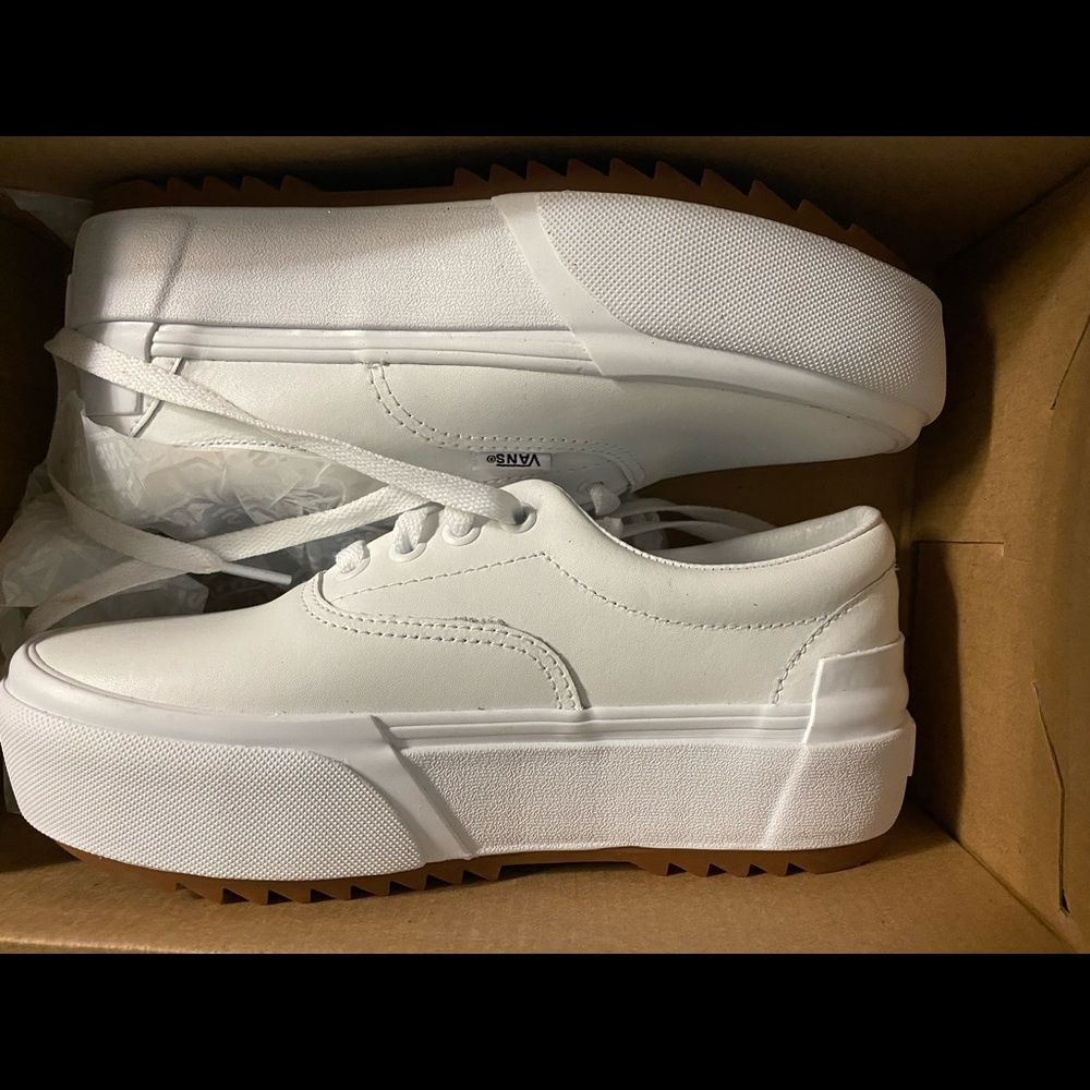 New Vans- Leather Era (Stacked)